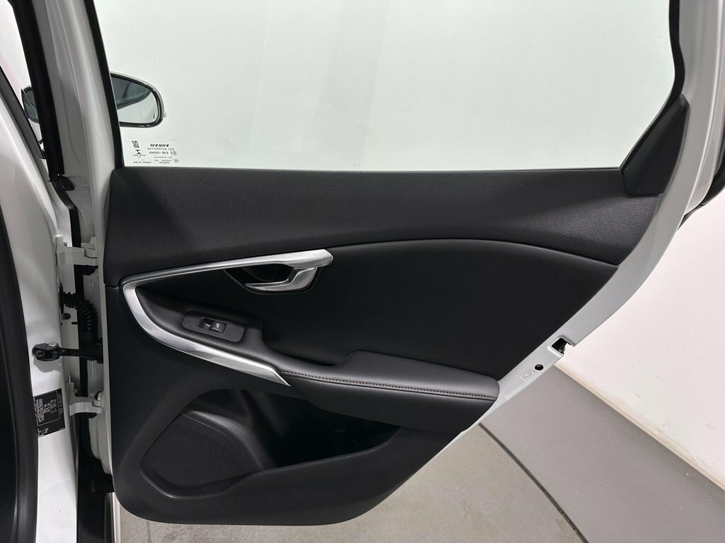 Volvo V40 Cross Country D2 Pro Winter Pack Grey #39