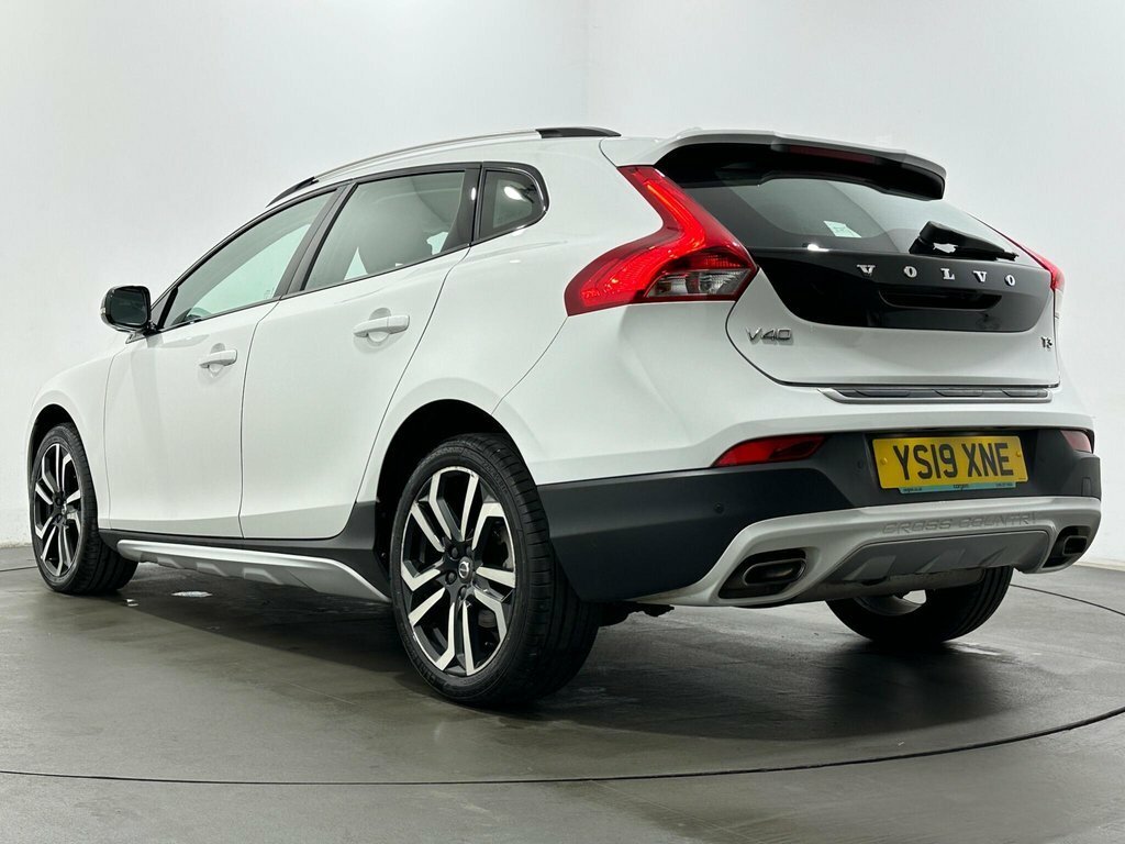 Volvo V40 Cross Country D2 Pro Winter Pack Grey #44