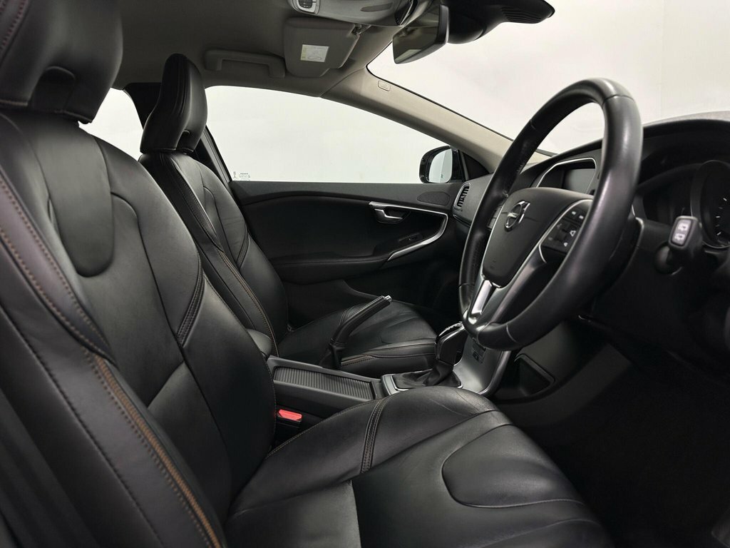 Volvo V40 Cross Country D2 Pro Winter Pack Grey #28