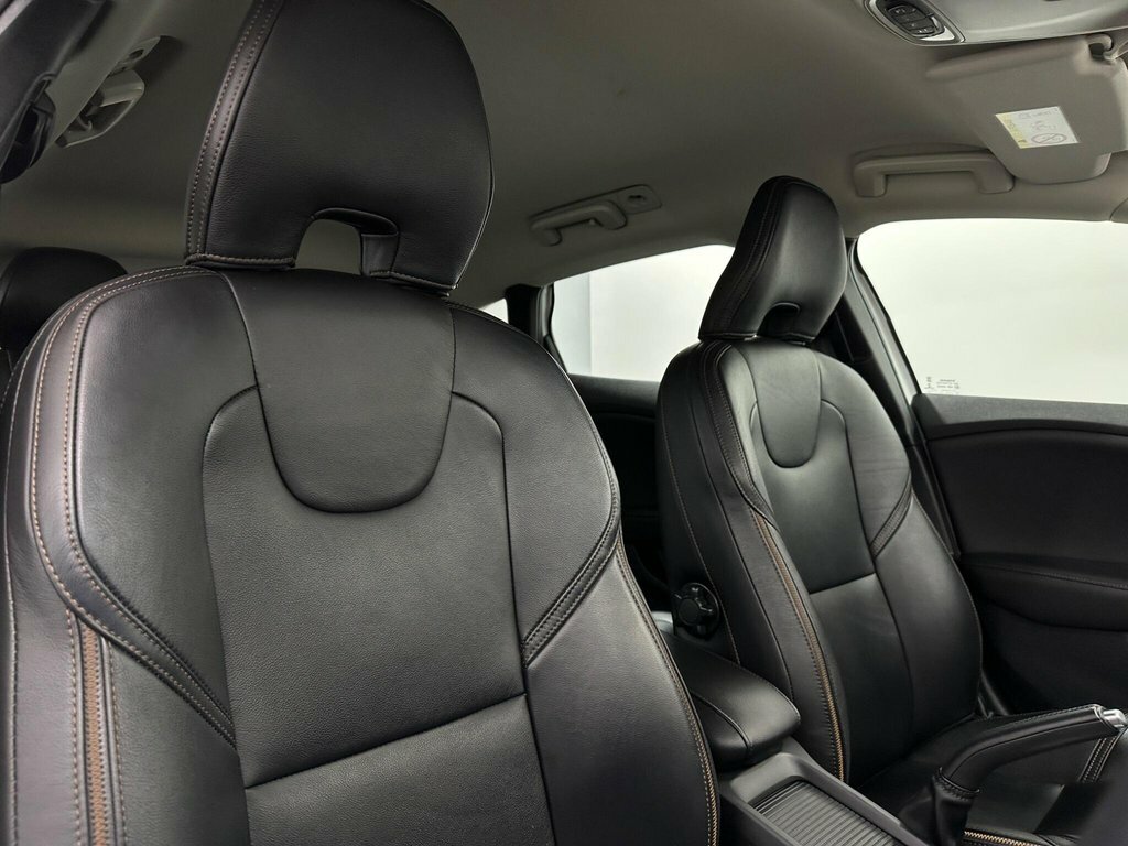 Volvo V40 Cross Country D2 Pro Winter Pack Grey #29