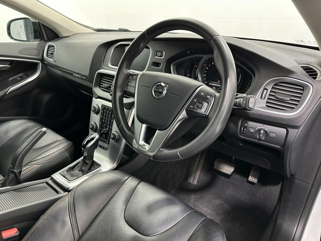Volvo V40 Cross Country D2 Pro Winter Pack Grey #9