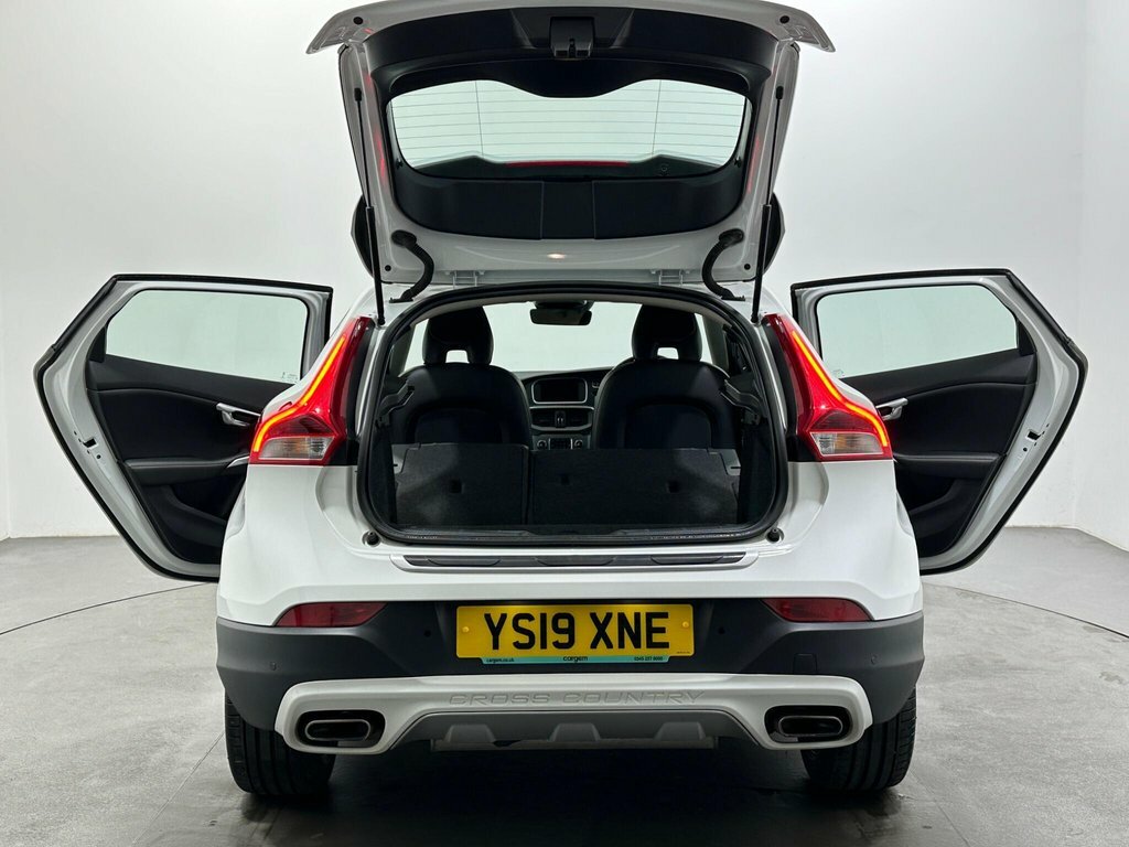 Volvo V40 Cross Country D2 Pro Winter Pack Grey #40