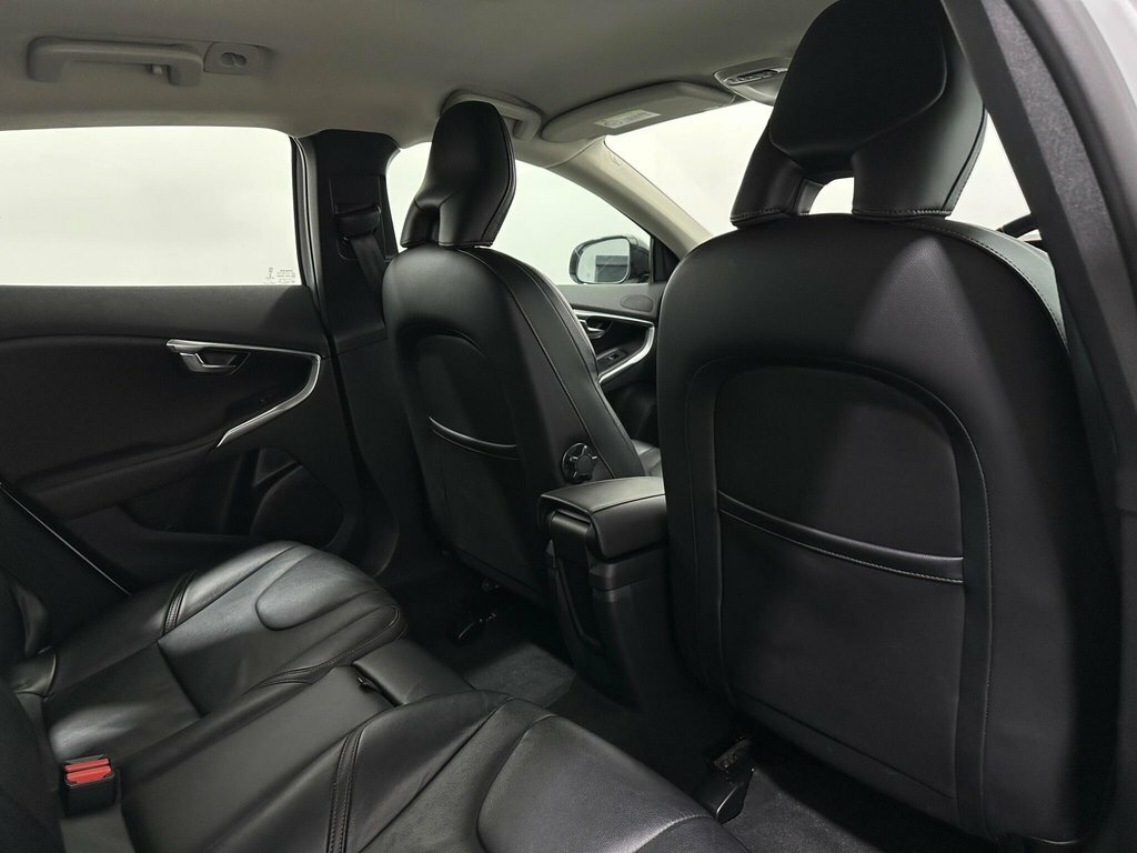 Volvo V40 Cross Country D2 Pro Winter Pack Grey #37