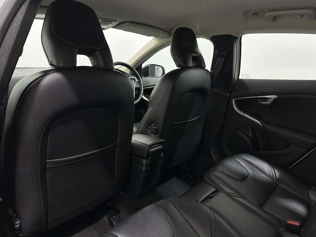Volvo V40 Cross Country D2 Pro Winter Pack Grey #34