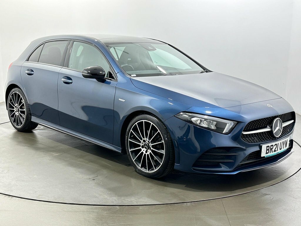 Mercedes-Benz A Class 2L Exclusive Edition Blue
