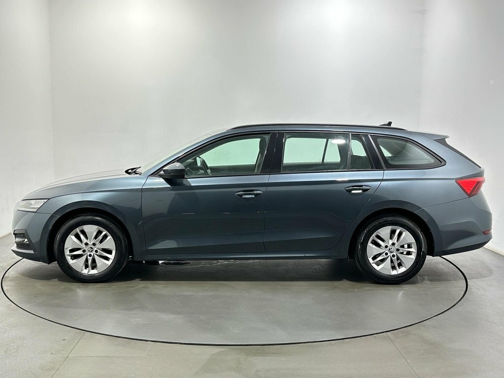 Skoda Octavia 1L Se Technology Grey #4