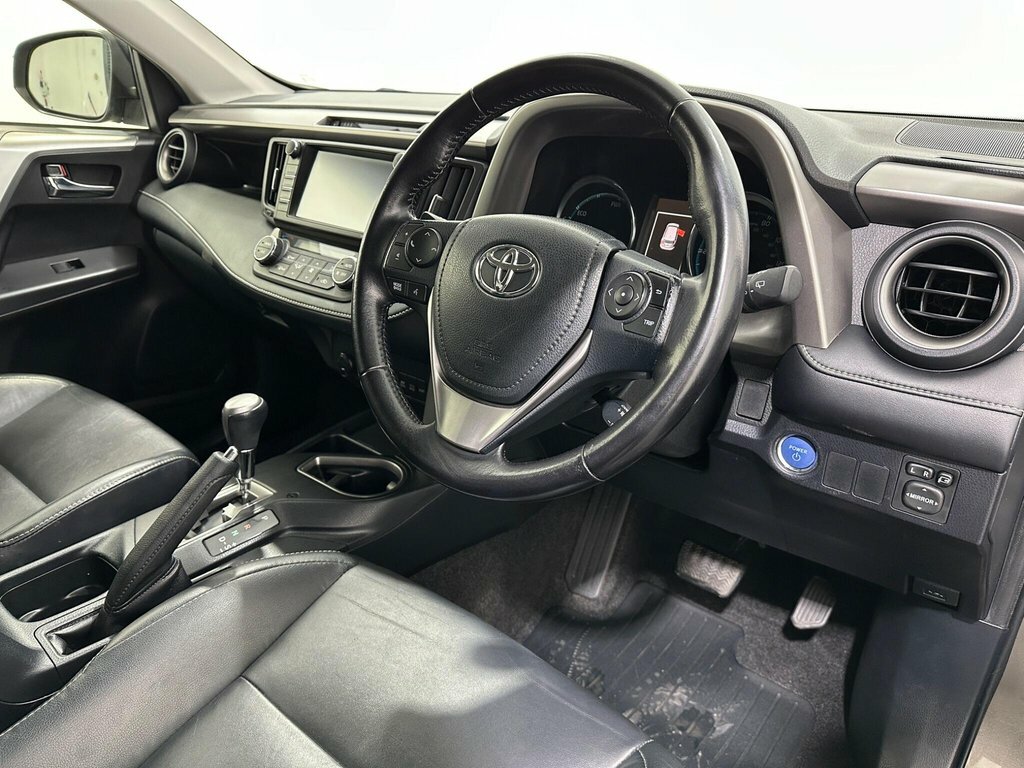 Toyota Rav 4 D-4d Active Silver #9