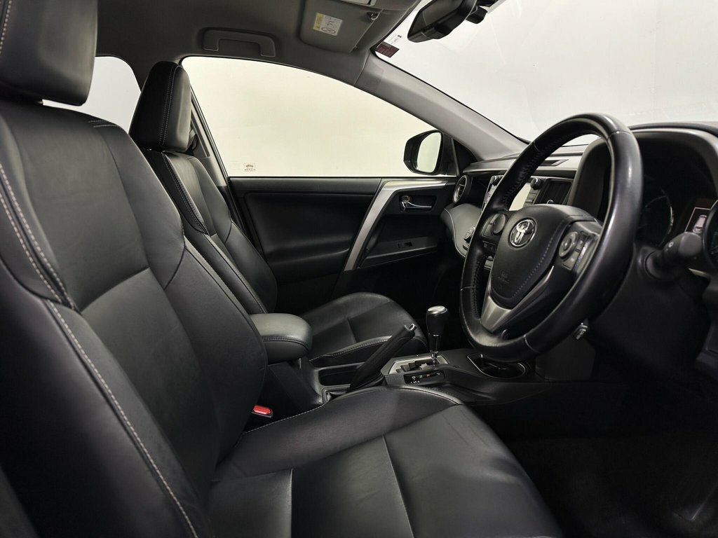 Toyota Rav 4 D-4d Active Silver #28