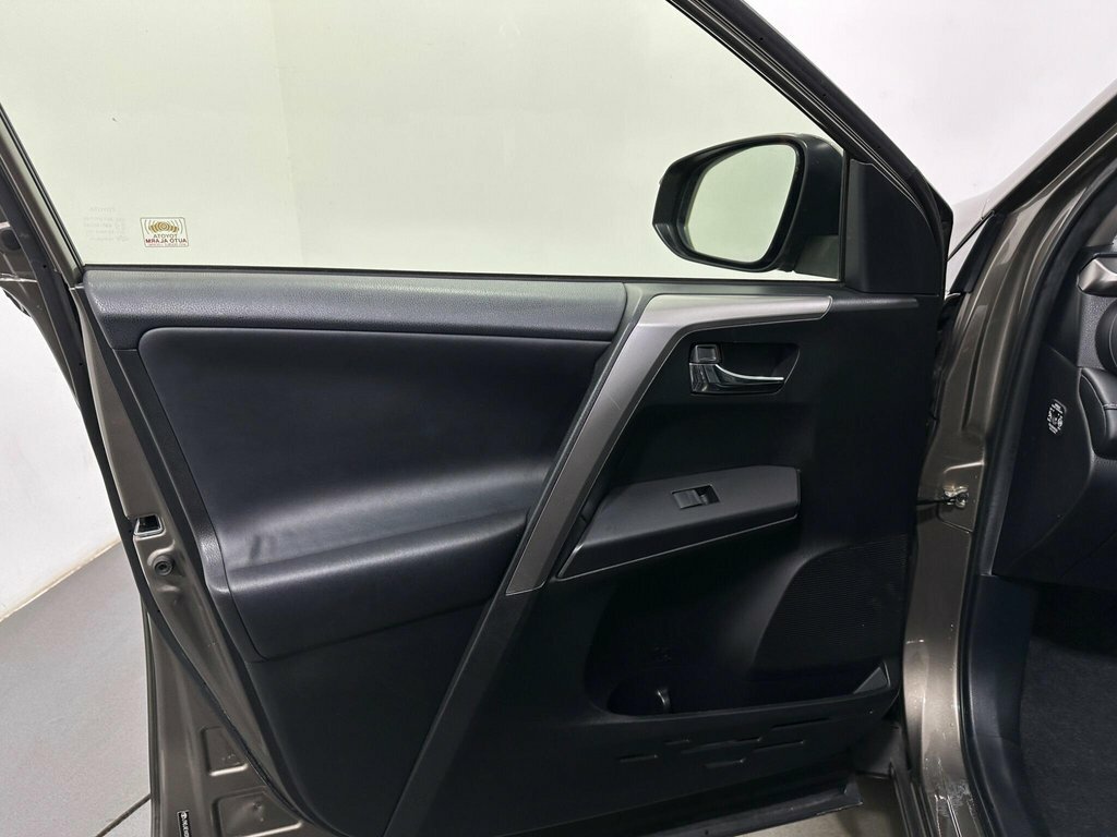 Toyota Rav 4 D-4d Active Silver #33