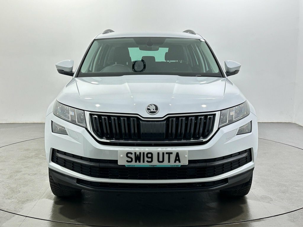 Skoda Kodiaq 2L Se SW19UTA White #2