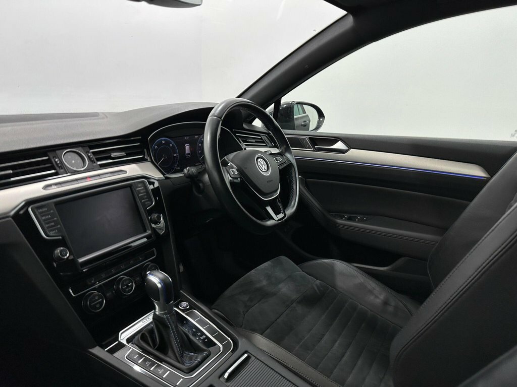 Volkswagen Passat 2.0 Tdi Se Business White #28