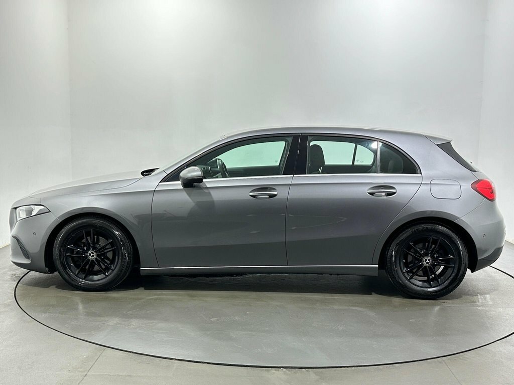 Mercedes-Benz A Class 1.3L Se ET69KPA Grey #4