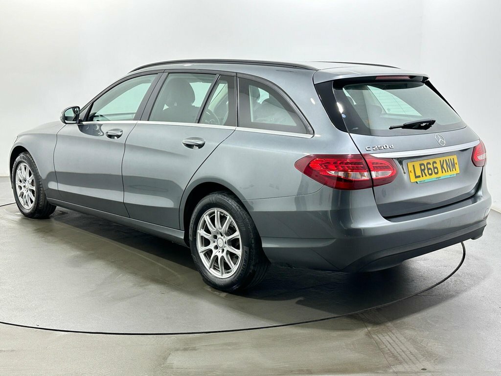 Mercedes-Benz C Class 2.1L Se LR66KNM Grey #5