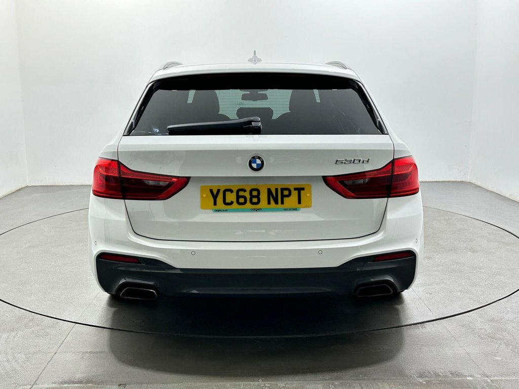 BMW 5 Series 3L M Sport White #6