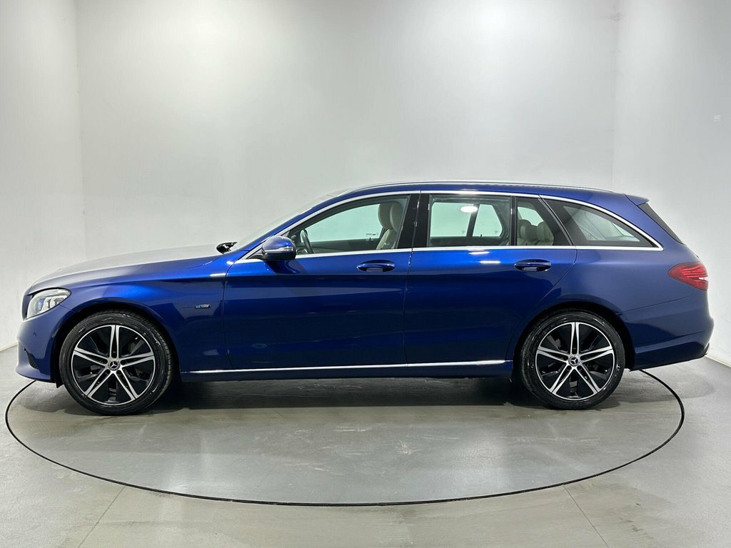 Mercedes-Benz C Class 2L Sport Edition Blue #4