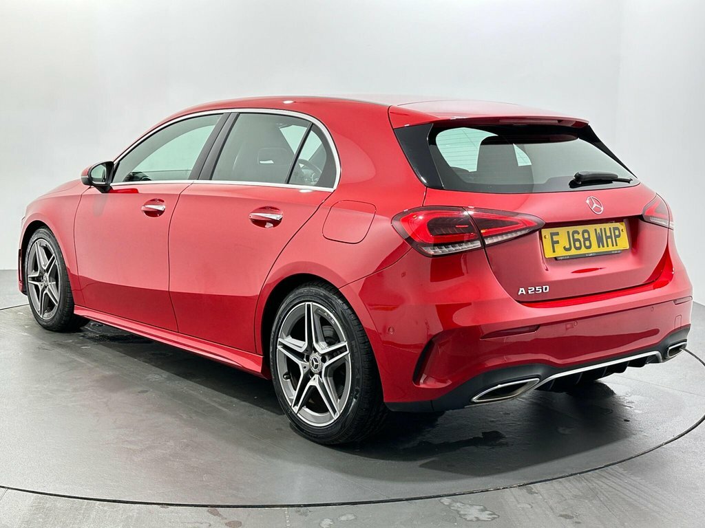Mercedes-Benz A Class 2L Amg Line Red #5