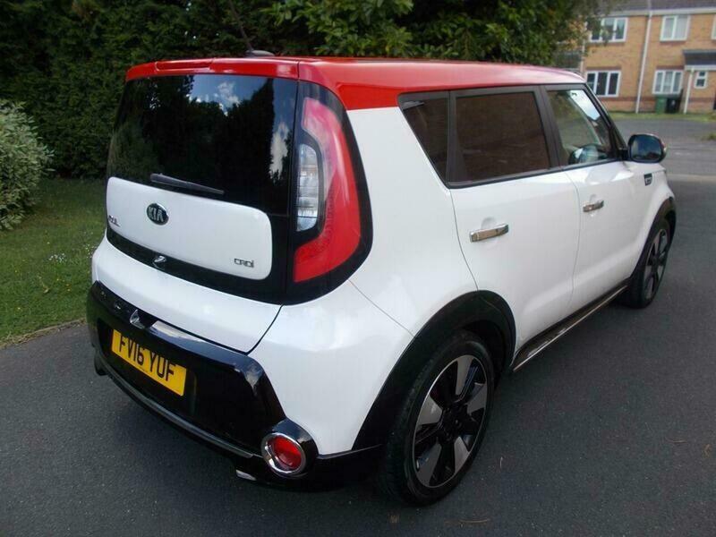 Kia Soul Ev Automatic 5dr White #8