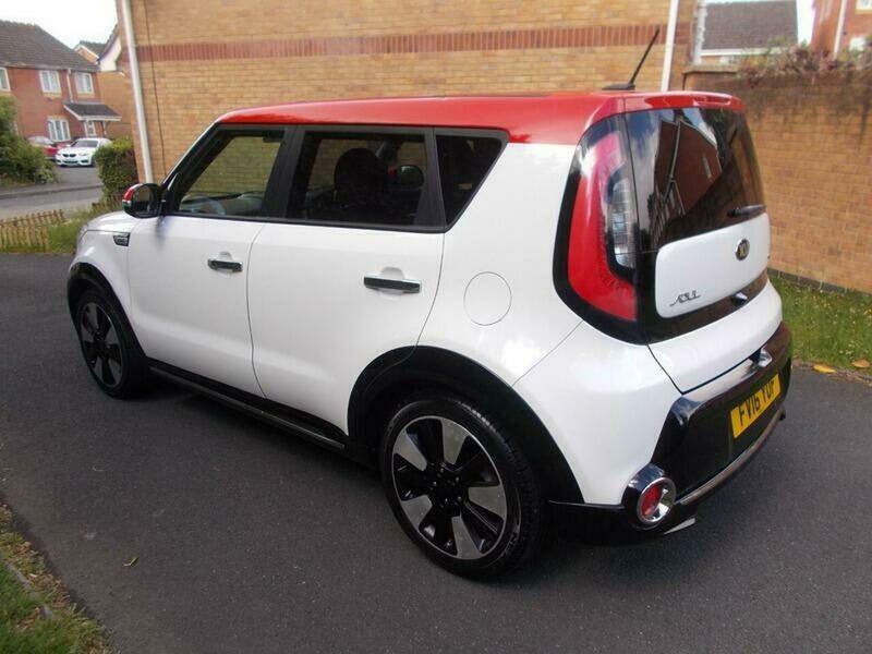 Kia Soul 1.6 Crdi Mixx Suv White #6