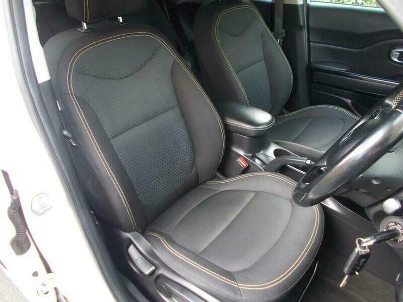 Kia Soul Ev Automatic 5dr White #9