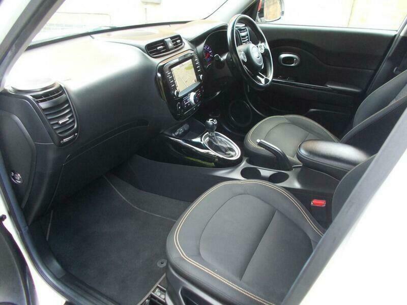 Kia Soul Ev Automatic 5dr White #11