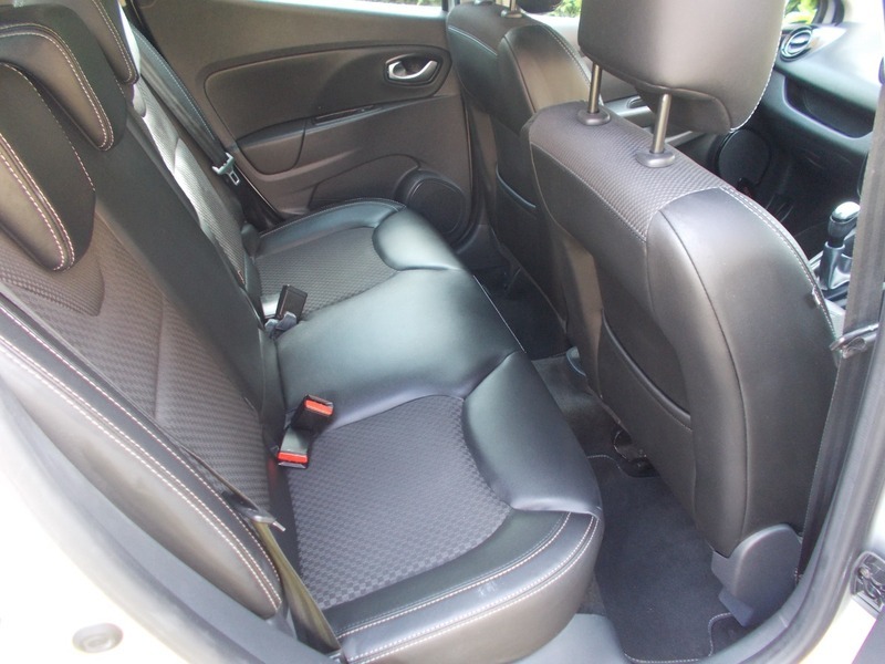 Renault Clio Renault Clio 0.9 Tce 75 Iconic Blue #10