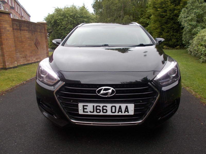 Hyundai I40 1.7 Crdi Blue Drive Black #3