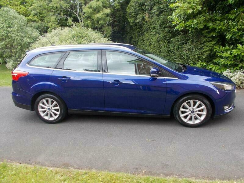 Ford Focus 1.5T Ecoboost Titanium Estate Blue #2