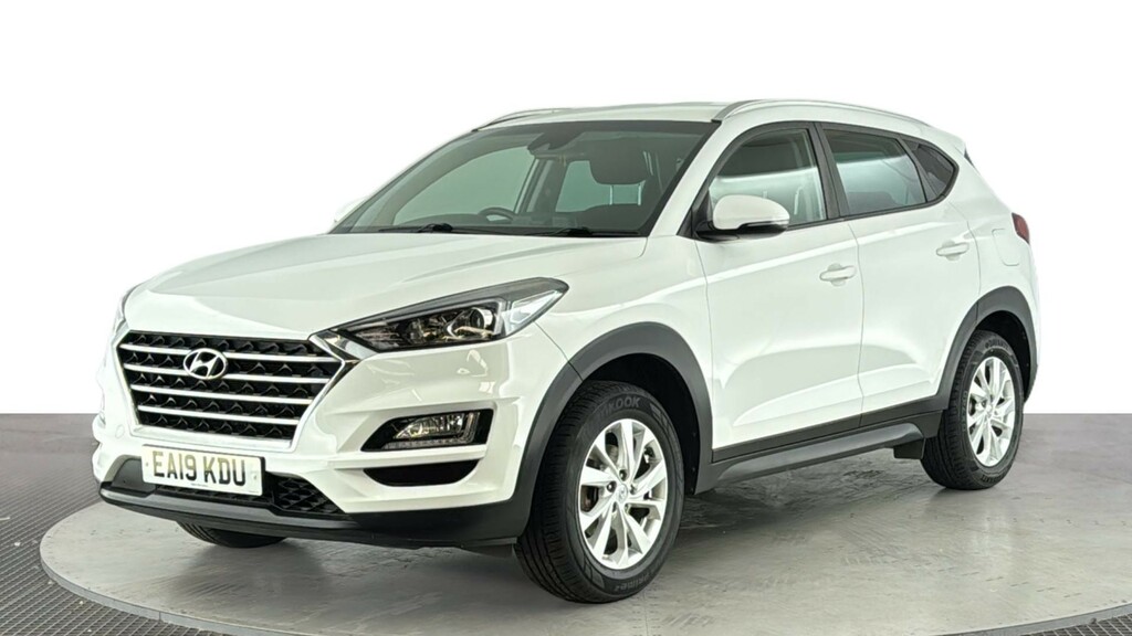 Hyundai Tucson 1.6 Gdi Se Nav Suv Euro 6 Ss White