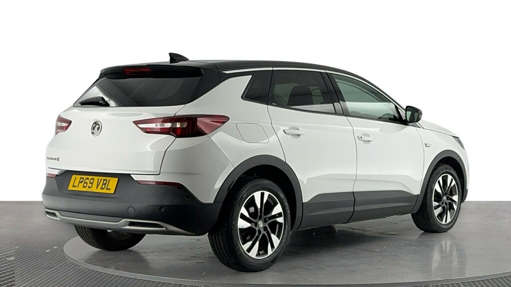 Vauxhall Grandland X 1.2 Turbo Sri Nav Suv Euro 6 Ss White