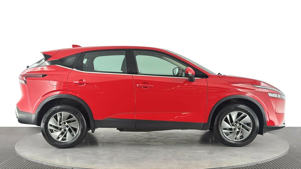 Nissan Qashqai 1.3 Dig-t Mhev Acenta Premium Suv Hybri DS71OOH Red #3