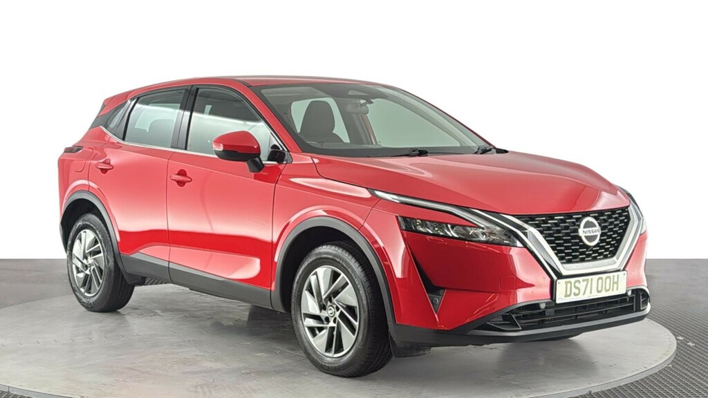 Nissan Qashqai 1.3 Dig-t Mhev Acenta Premium Suv Hybri DS71OOH Red #2