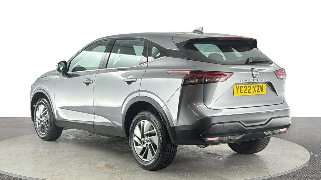 Nissan Qashqai 1.3 Dig-t Mhev Acenta Premium Suv Hybri YC22XZW Grey #6