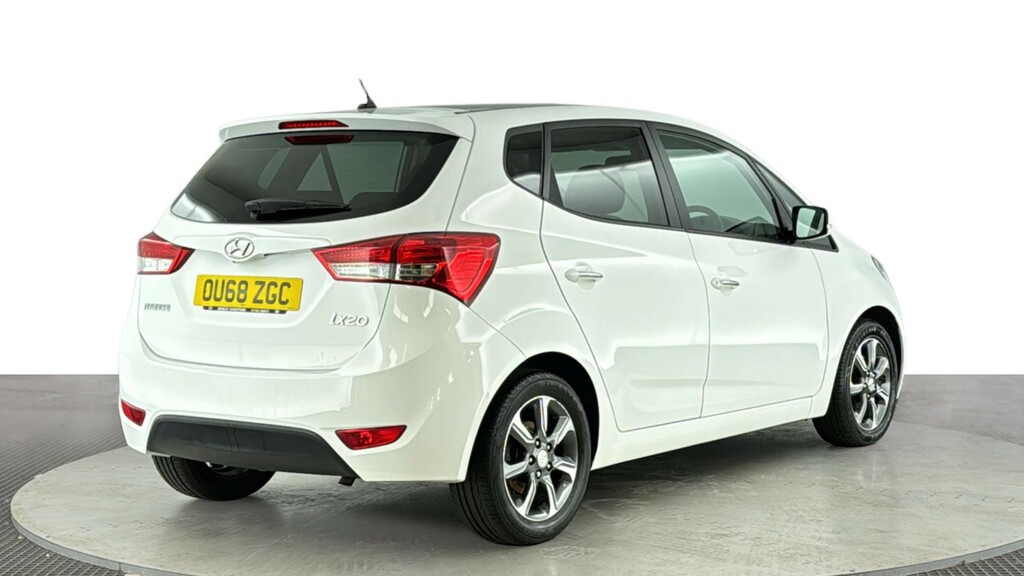 Hyundai Ix20 1.6 Premium Nav Hatchback Euro 6 White #4