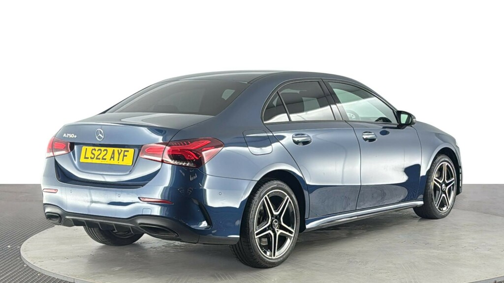 Mercedes-Benz A Class 1.3 A250e 15.6Kwh Amg Line Edition Premium Saloo LS22AYF Blue #4