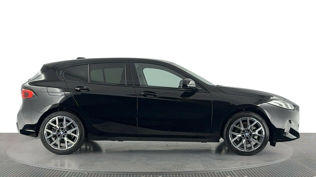 BMW 1 Series 1.5 120I Mht Sport Hatchback Hybrid Dct LS25PUY Black #3