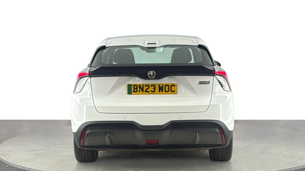 MG MG4 64Kwh Se Long Range Hatchback 2 BN23WOC White #5