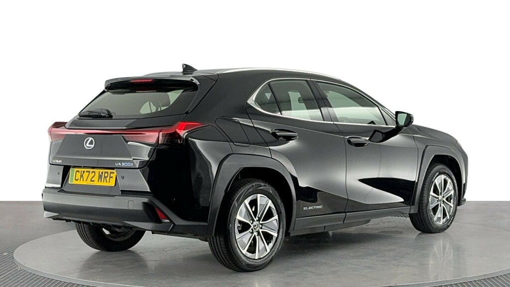 Lexus UX 300E 54.3Kwh Suv 204 Ps Black #4