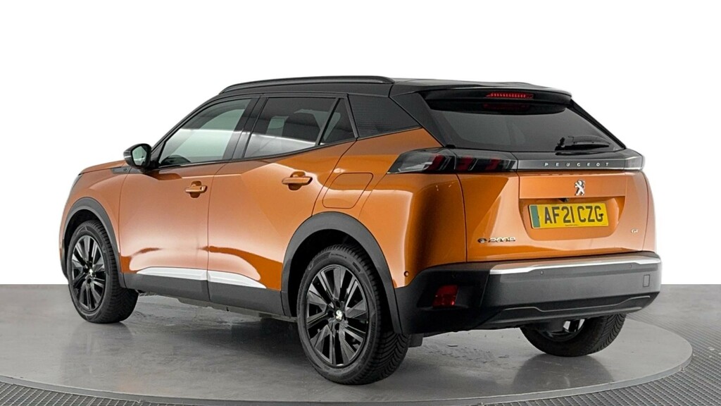 Peugeot e-2008 50Kwh Gt Premium Suv 136 Ps AF21CZG Orange #6