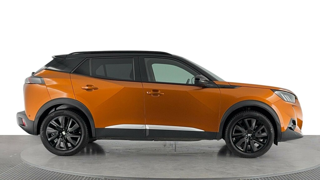 Peugeot e-2008 50Kwh Gt Premium Suv 136 Ps AF21CZG Orange #3