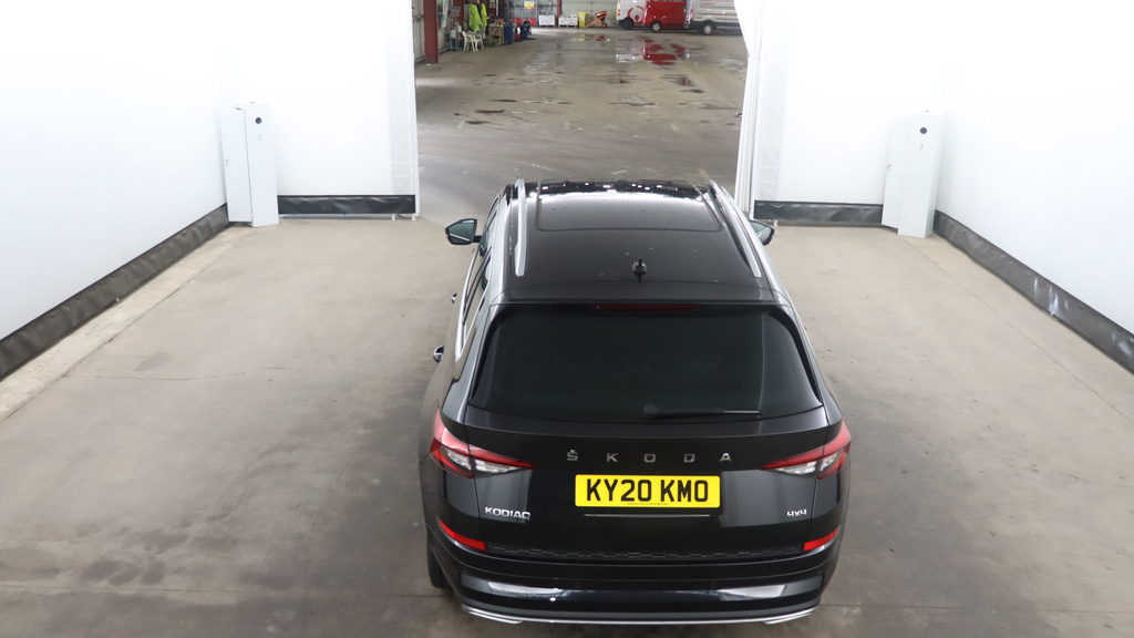 Skoda Kodiaq 2.0 Tdi Laurin Klement Suv Dsg 4Wd Eu KY20KMO Black #4