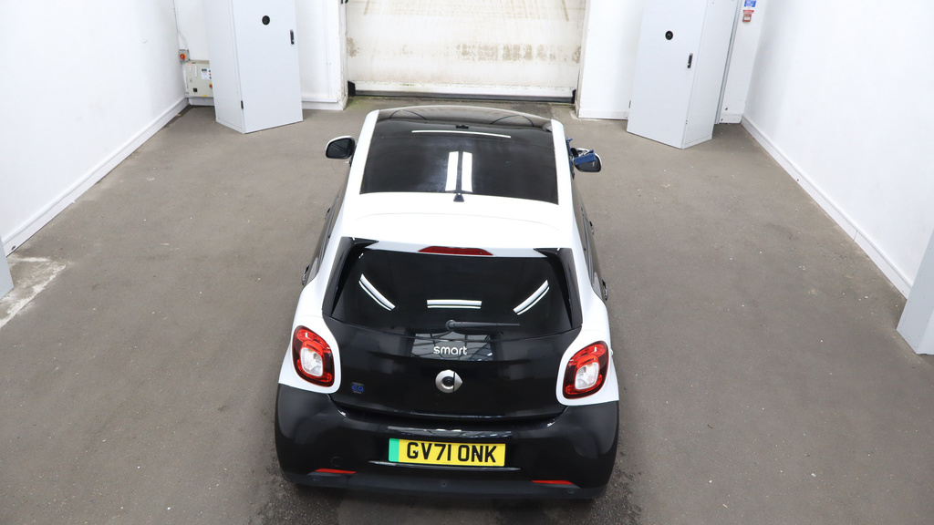 Smart Forfour 17.6Kwh Premium Hatchback 22Kw Black #2