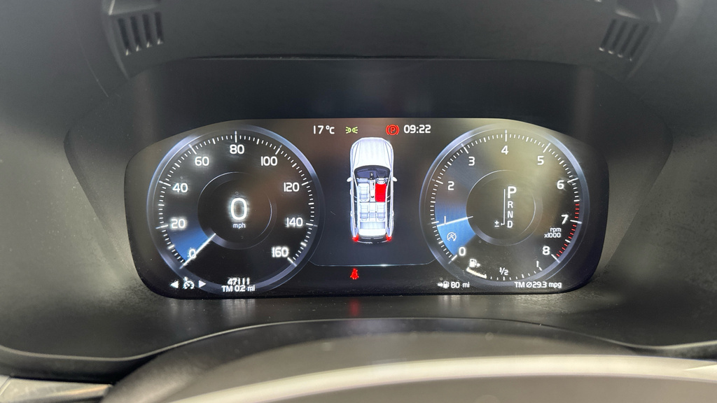 Volvo XC60 2.0 B4d R Design Awd Geartronic Red #13