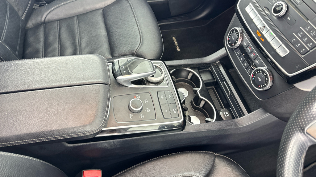 Mercedes-Benz GLE Class Black #22