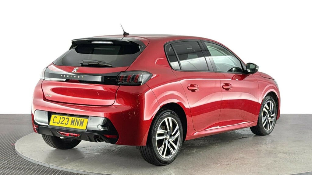Peugeot 208 1.2 Puretech Allure Premium Hatchback Red #4