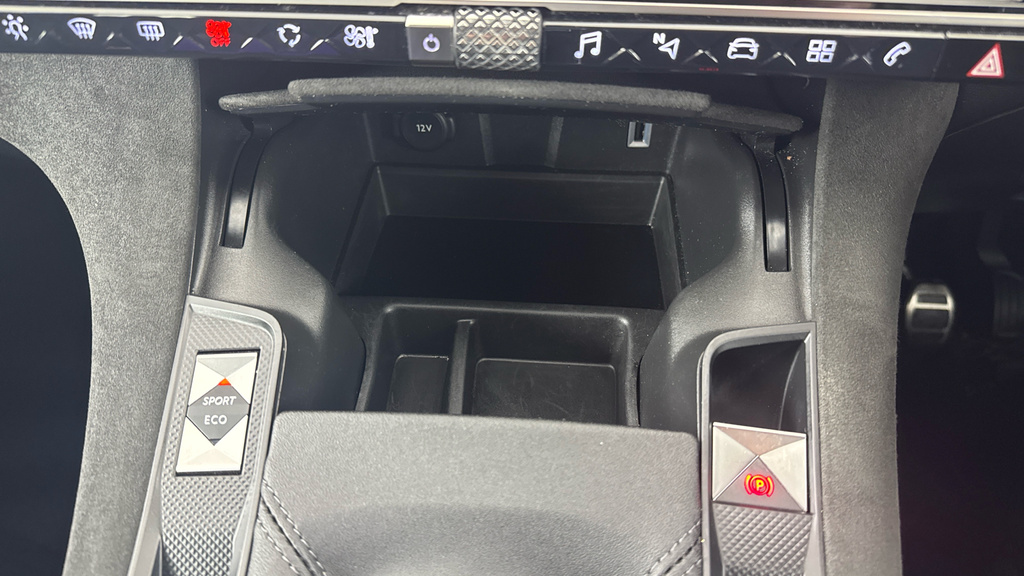 DS DS 7 Crossback 1.6 E-tense 4X4 Performance Line Eat8 Grey #36
