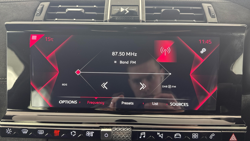 DS DS 7 Crossback 1.6 E-tense 4X4 Performance Line Eat8 Grey #25