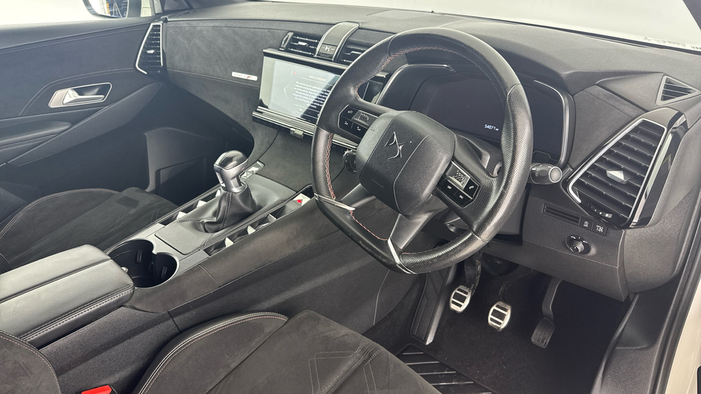 DS DS 7 Crossback 1.6 E-tense 4X4 Performance Line Eat8 Grey #9