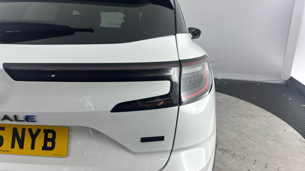 Renault Austral E-tech Full Hybrid Techno  #19