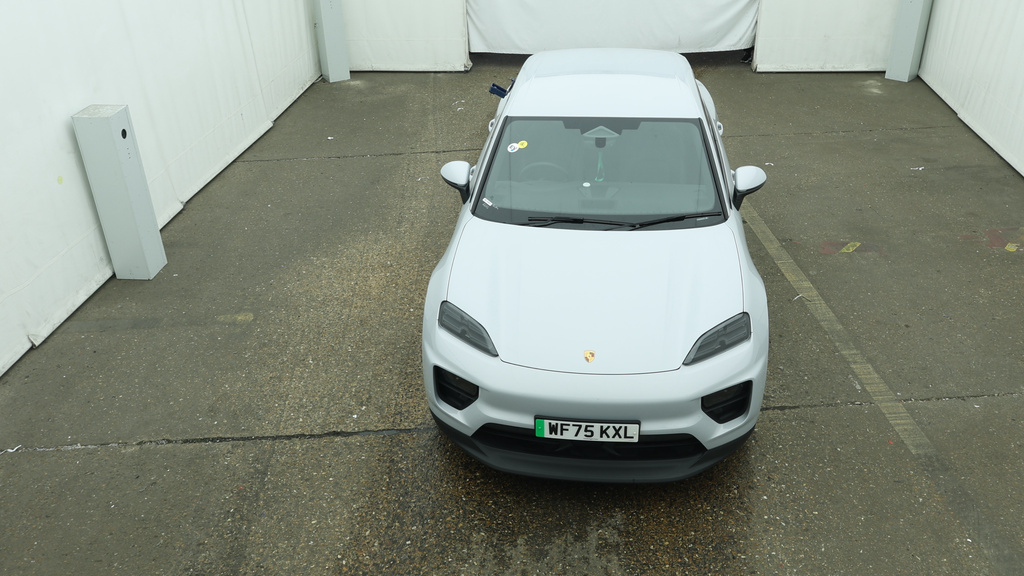 Porsche Macan 100Kwh 4 Suv 4Wd 408 Ps WF75KXL Grey