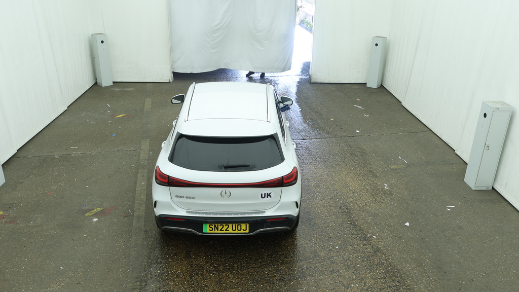 Mercedes-Benz EQA Eqa 250 66.5Kwh Amg Line Suv 19 White #2